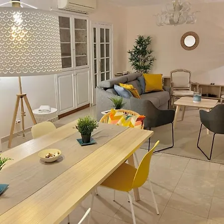 아파트 Sublime 89m Front De Mer With 2 Balconies 라센느쉬르메르